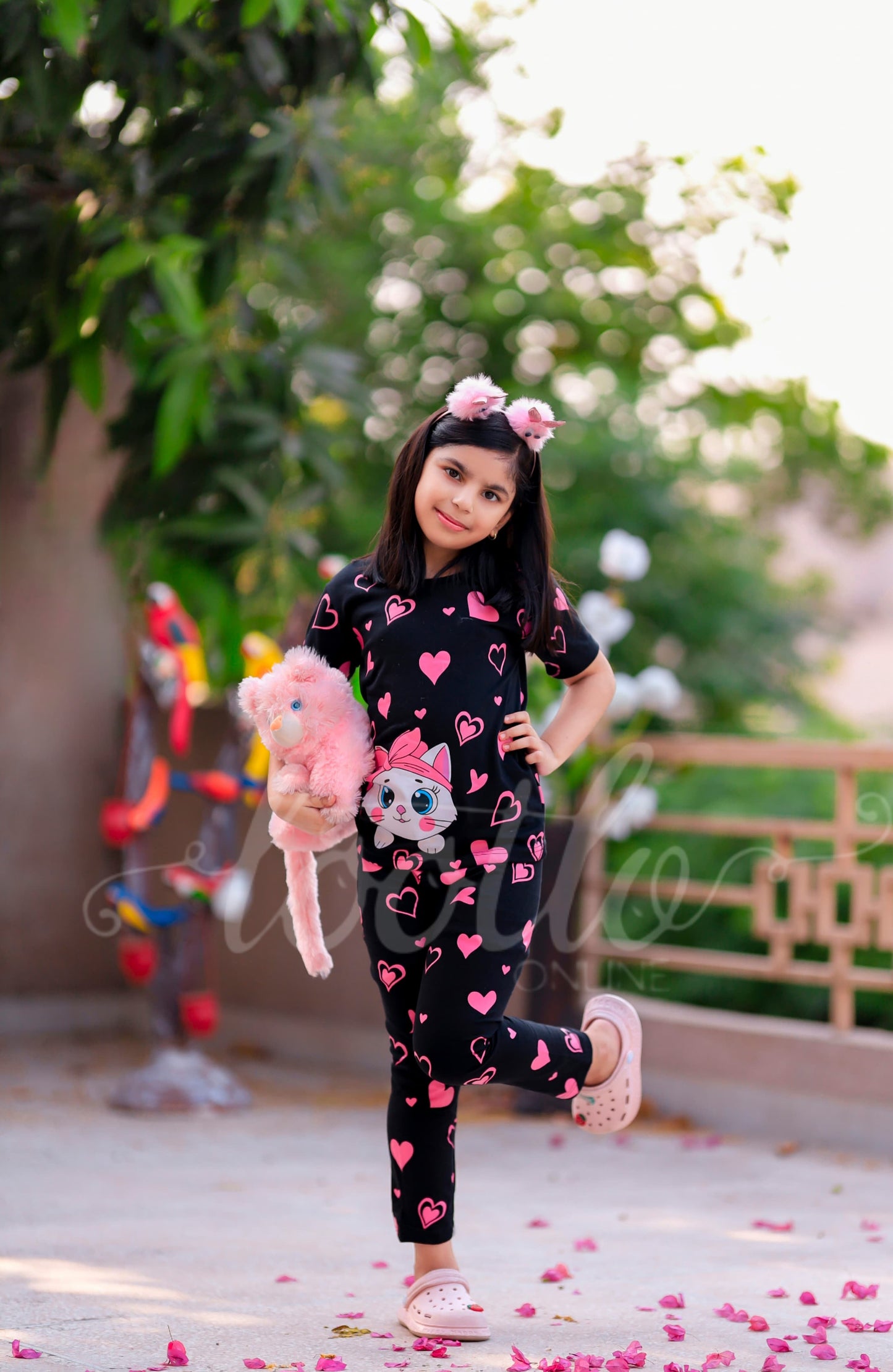 Black White Kitty With Pink Hearts Printed Kids Suit